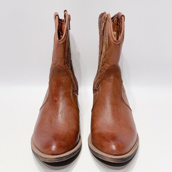 NWOB Coconuts by Matisse ROY Brown Vegan Leather Side Zip Ankle Booties Women 7M - Picture 5 of 14